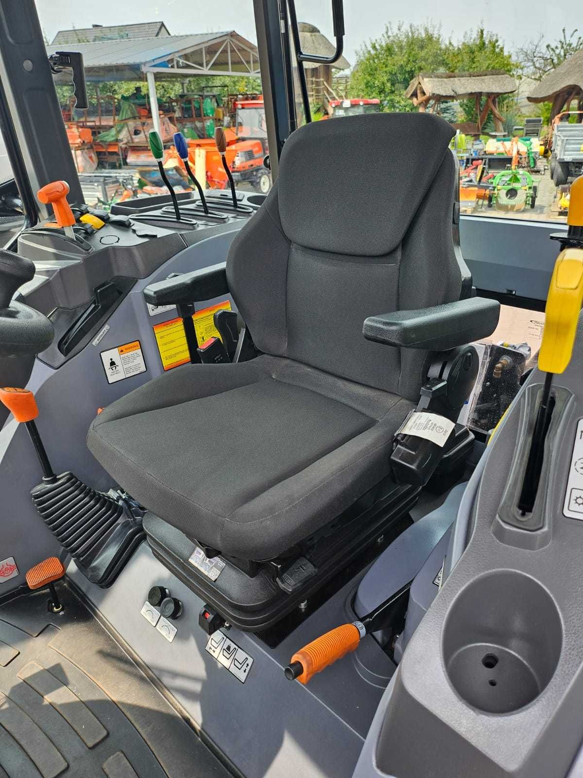 CZERWONY! Ciągnik traktor Solis S75 z ładowaczem 1300 kg - 5 lat gwar