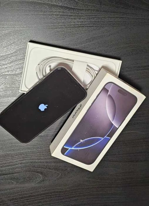 iPhone 16 Pro Max - 100% Bateria