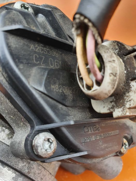 Клапан egr егр єгр Renault Master II 2.5 dCi H820022277