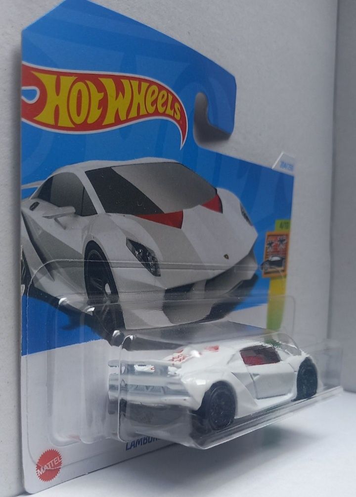 Hot wheels lamborghini sesto elemento
