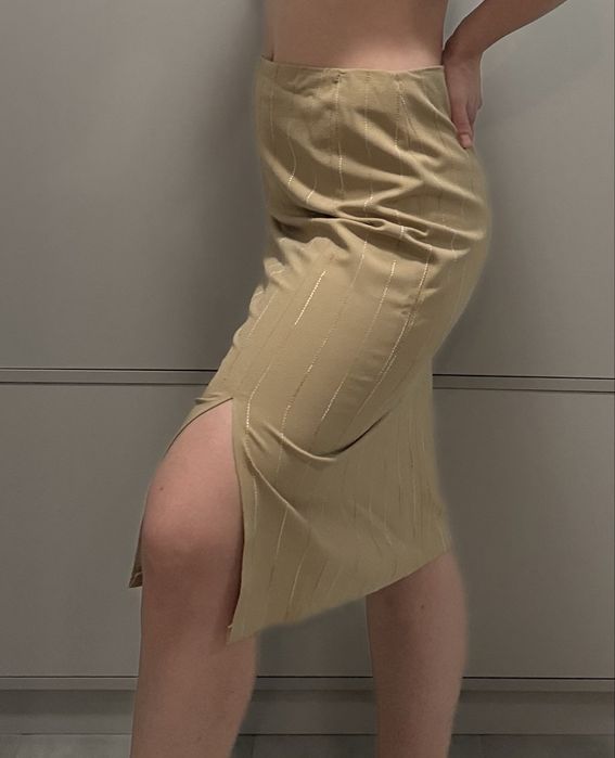Спідниця міді бежева