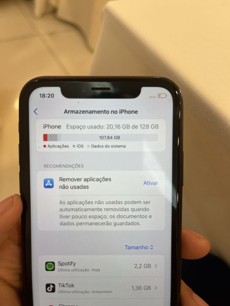 Iphone Xr 128gb.