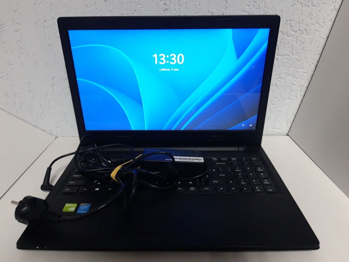 Ноутбук Lenovo IdeaPad 100-15IBD Pentium 3825U/RAM8GB/SSD240GB/Geforce