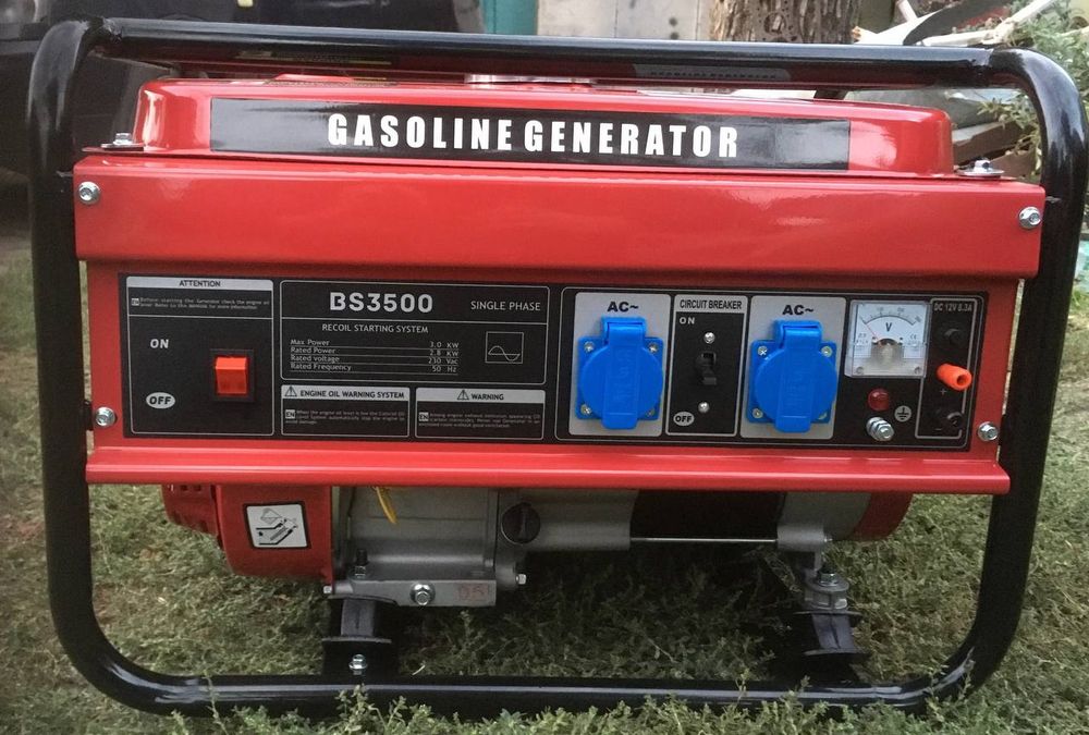 Генератор бензиновий 3квт.