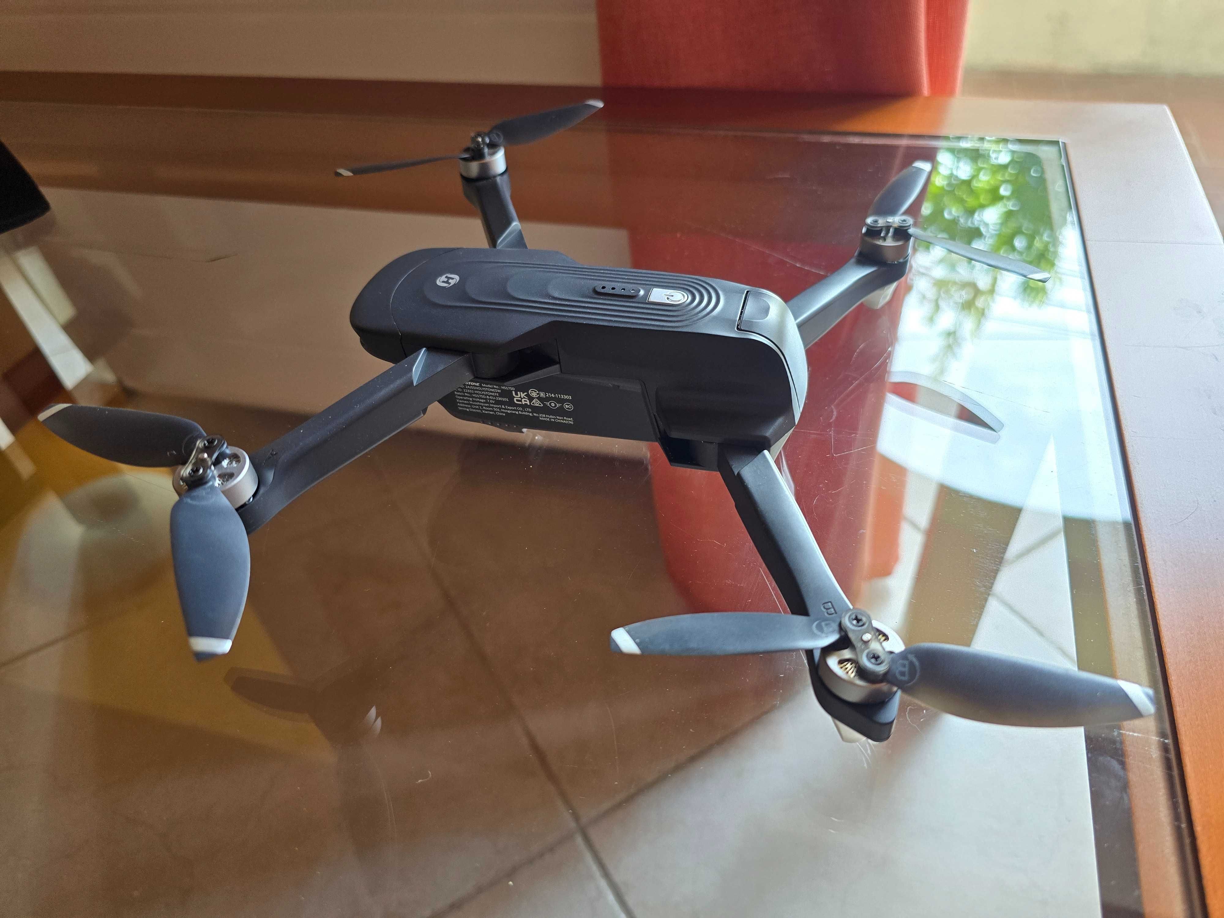 Holy Stone HS175D Drone