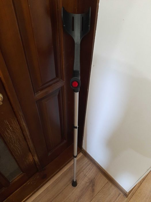 продам костыль новый германия