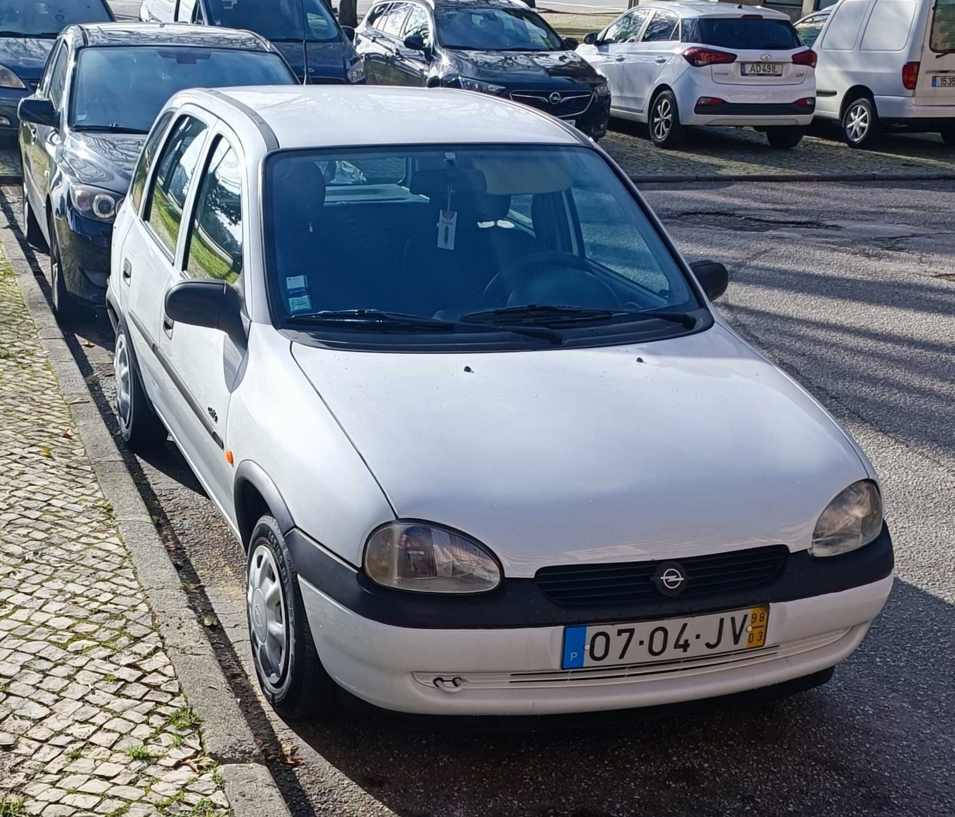 Vendo  Opel  Corsa  B