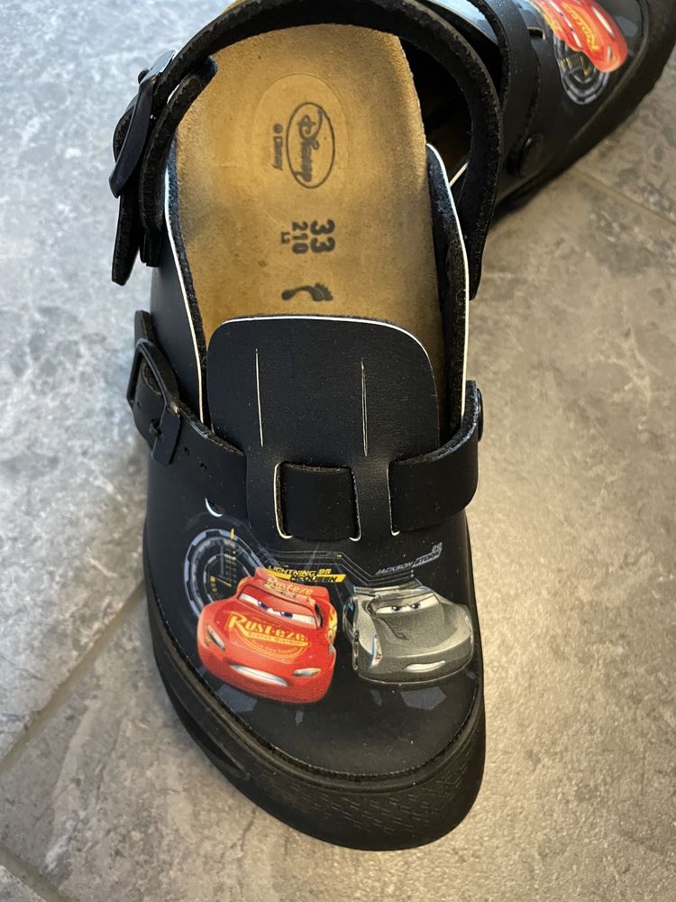 Sandałki Birkenstock czarny profilowany rozm.33