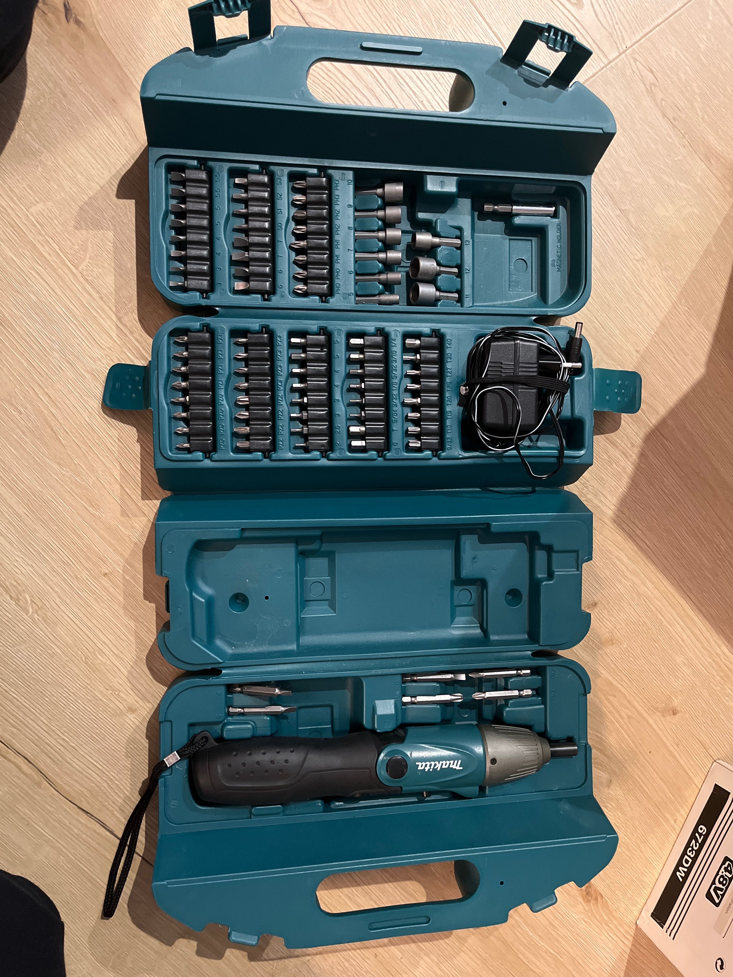 Wkrętarka Makita 6723DW 4,8V