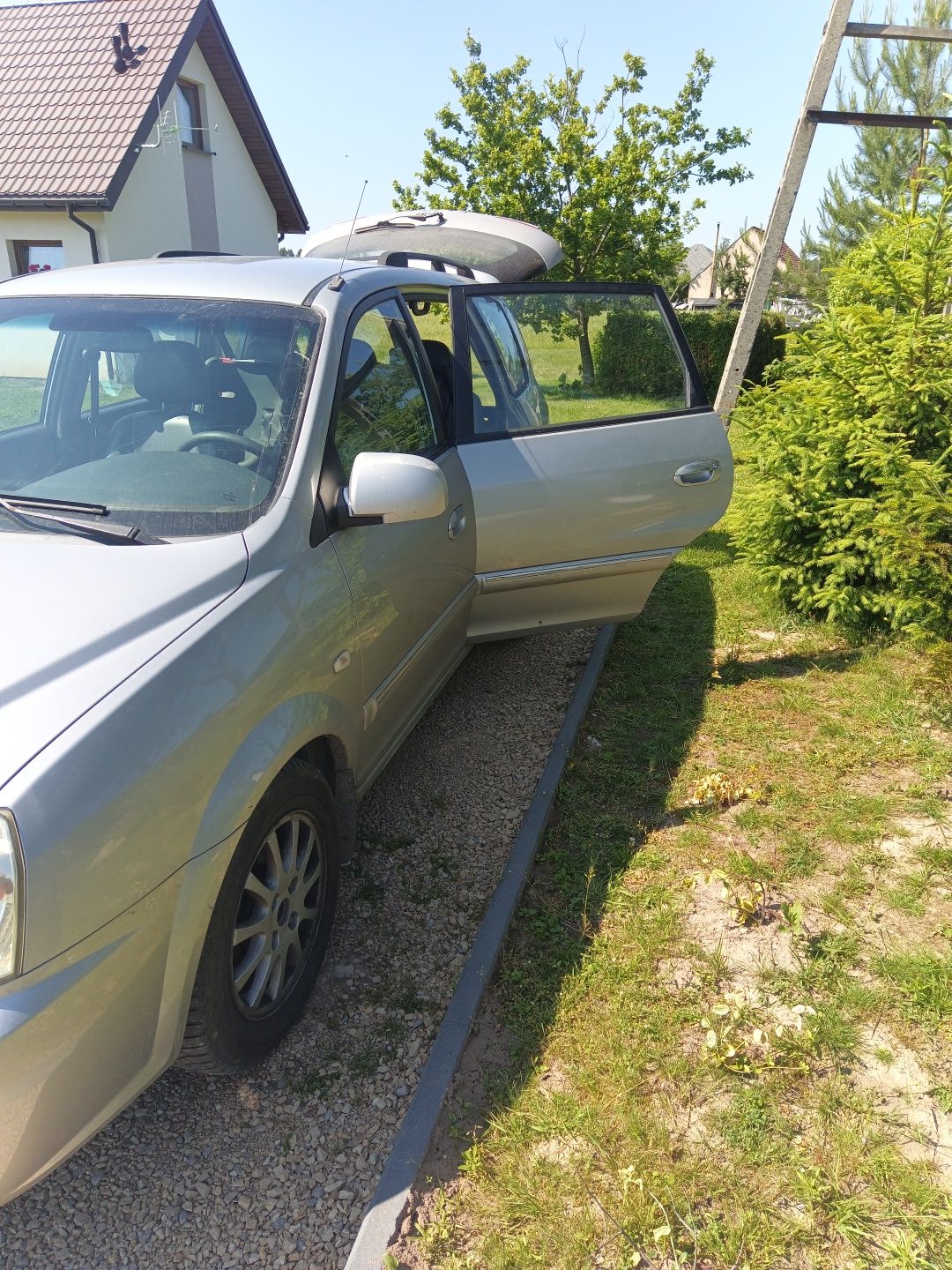 Kia Carens ll 2004 2,0cdti