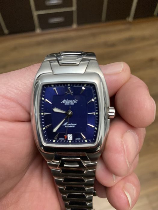 Продам часы