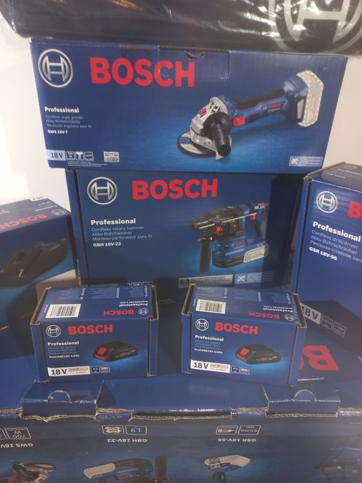 Zestaw wiertarko-wkrętarka+szlifierka+młot BOSCH PROFESSIONAL