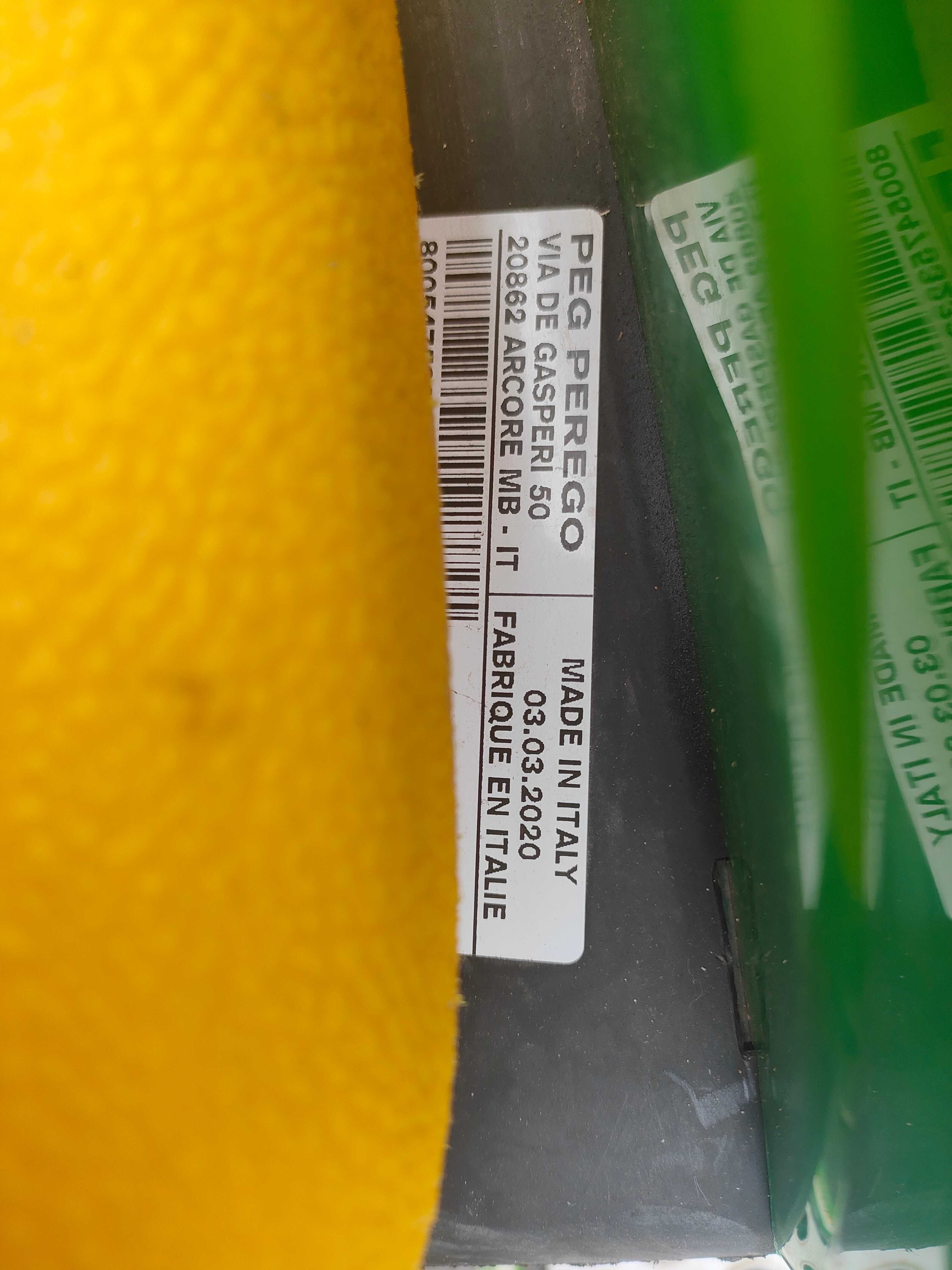 PEG PEREGO JOHN DEERE traktor z przyczepką, bez akumulatora