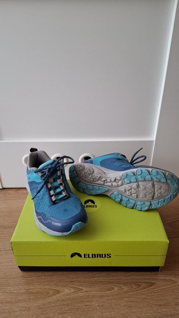 Sprzedam adidasy ELBRUS