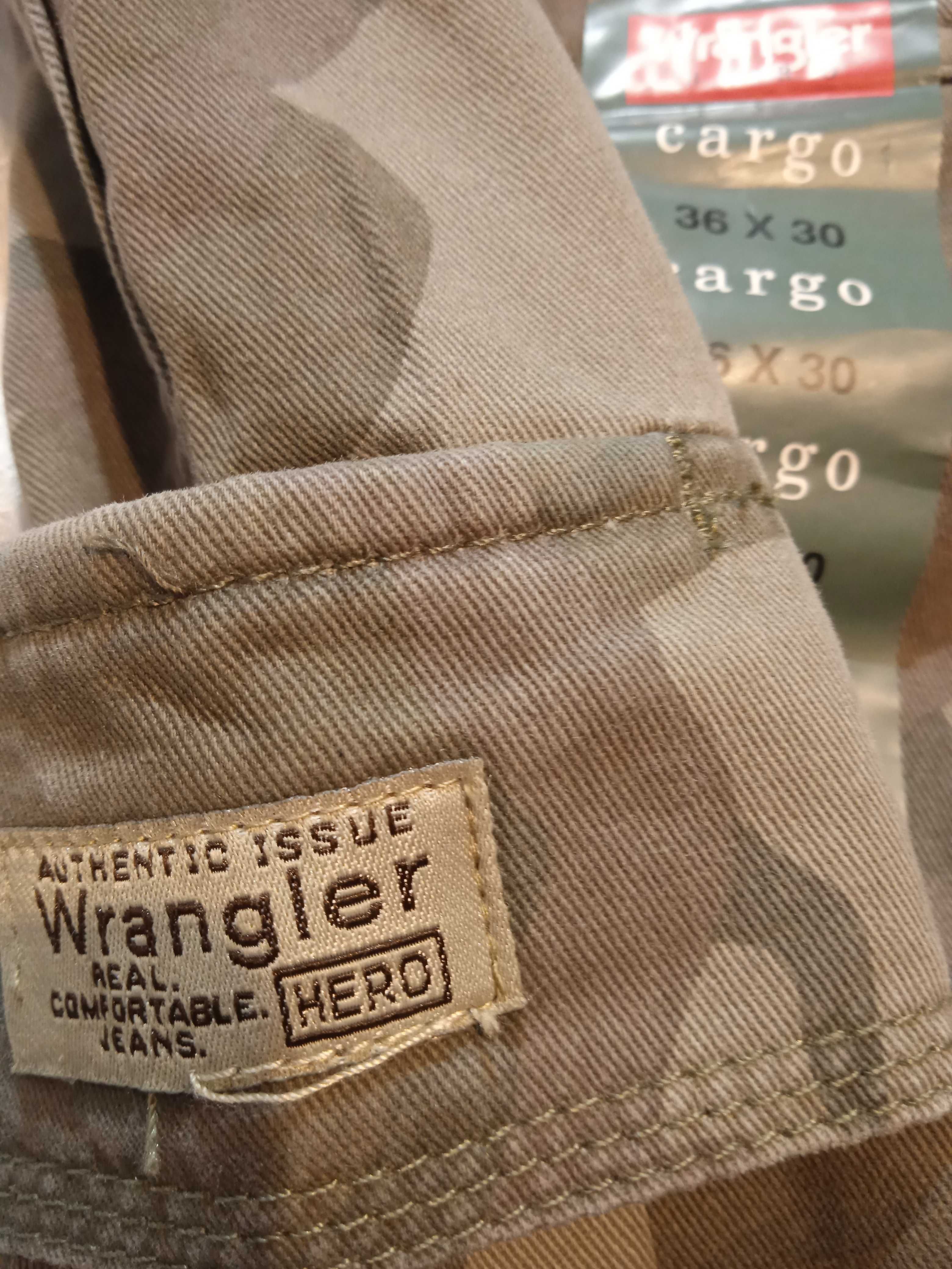 Wrangler Bojówki Cargo Nowe moro spodnie jeansy W36 L30 Sold!