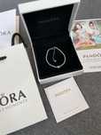 Браслет Pandora з сердечком у подарунковому наборі