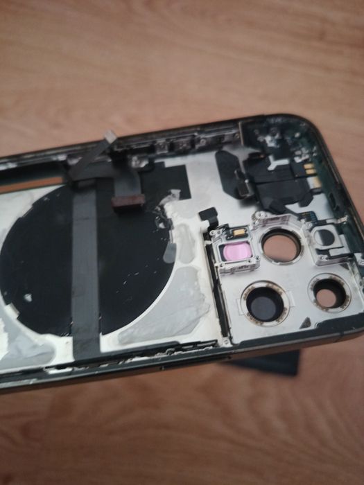 iPhone 13 Pro Max корпус під ремонт