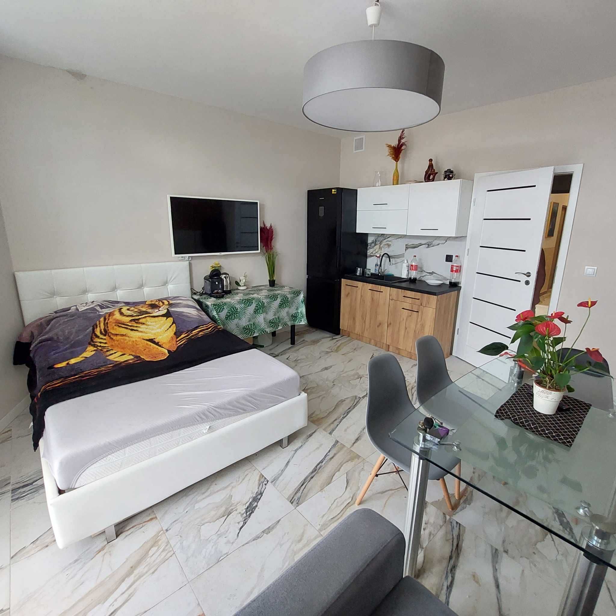 Noclegi,,piękne apartamenty,  kwatery pracownicze