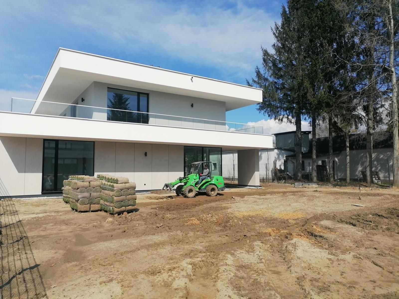 Ogrody, Prace Ziemne Zakładanie Trawników, Nawadnianie, Sadzenie Drzew