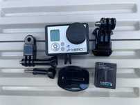 Екшн камера GoPro HERO3 Silver в хорошому стані, з комплектом