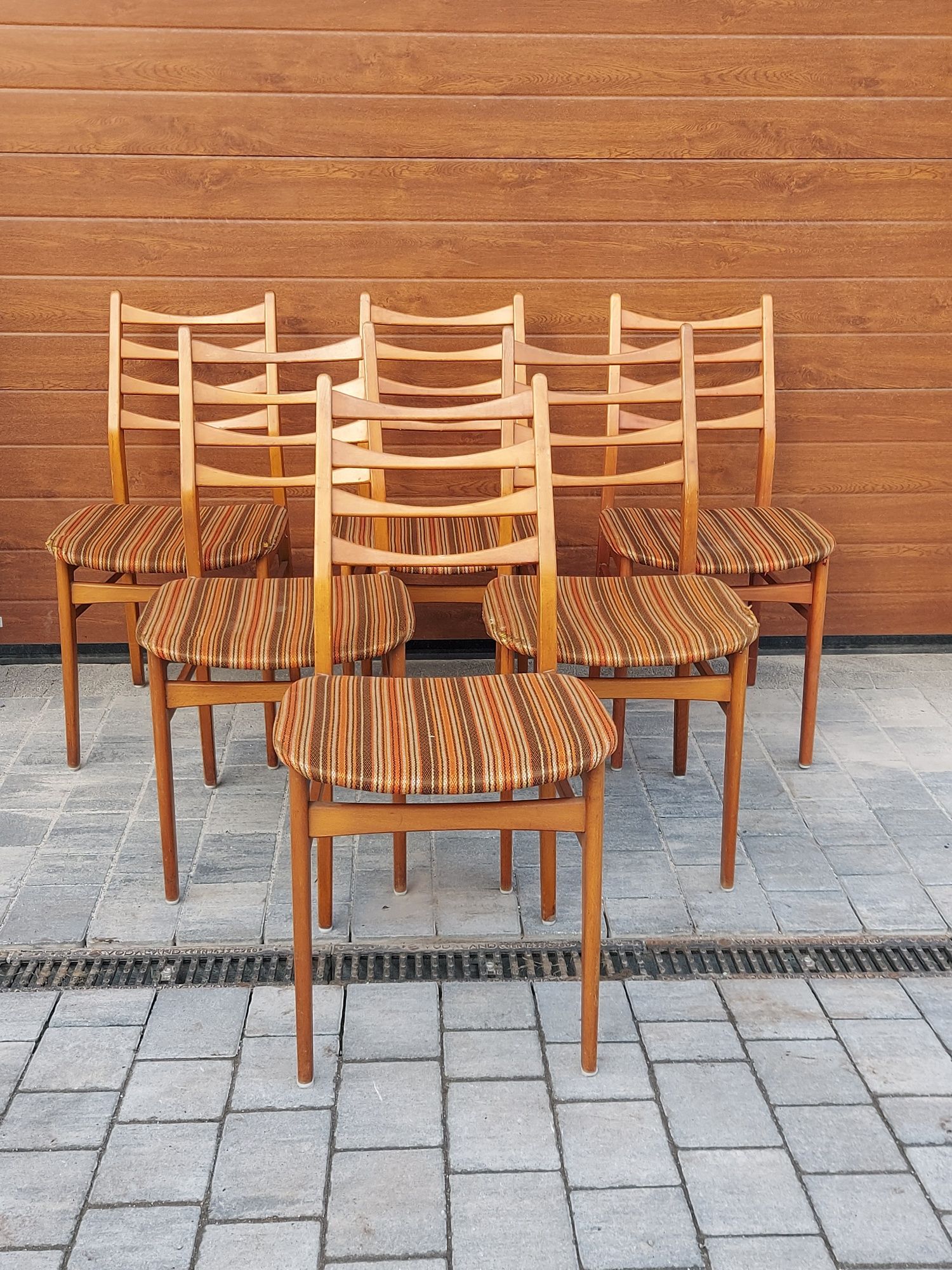 Krzesla Vintage Lata 60 70 Retro Drewniane Tapicerowane Design PRL