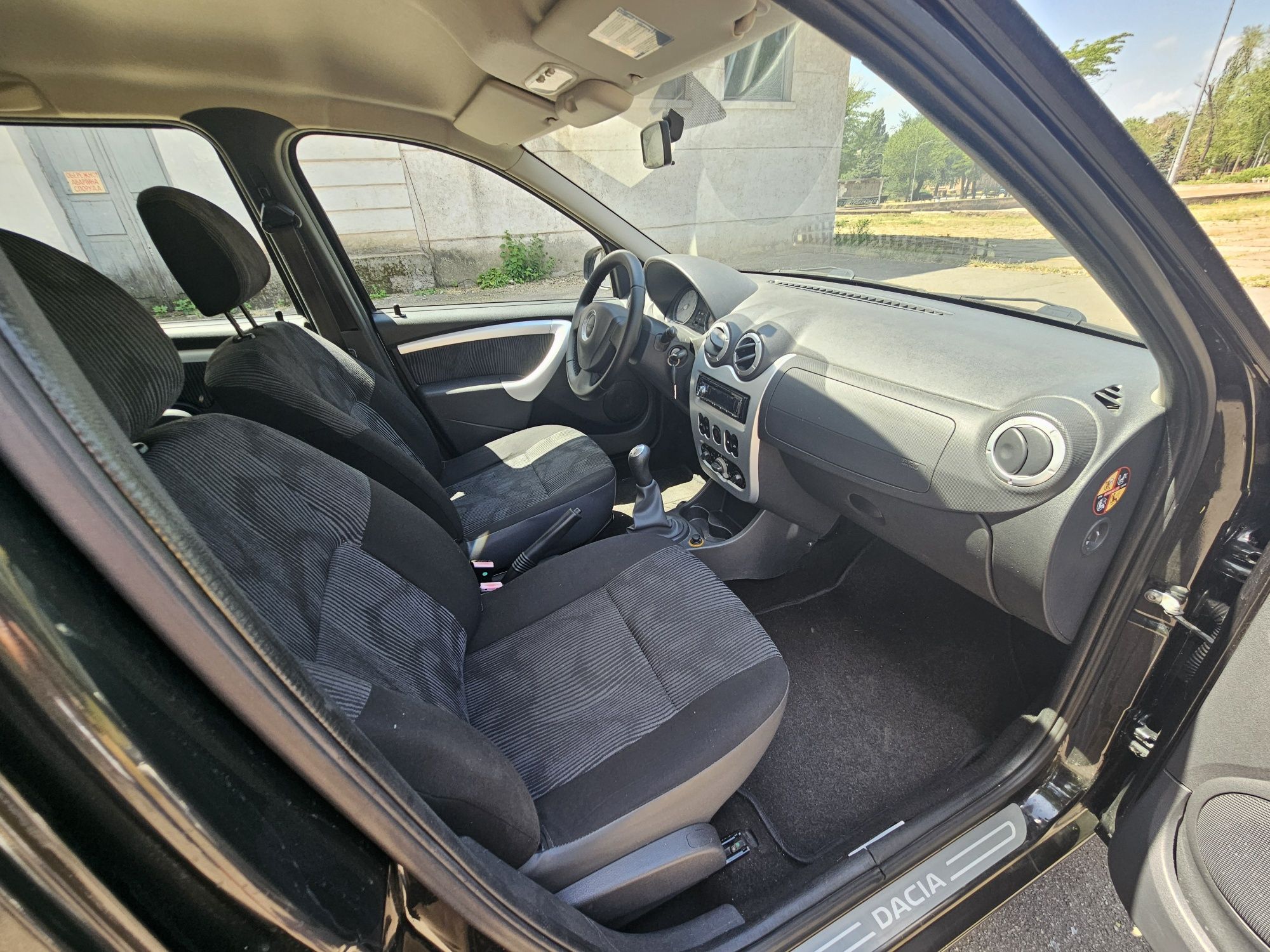 Продам Dacia Logan MCW Laureat +