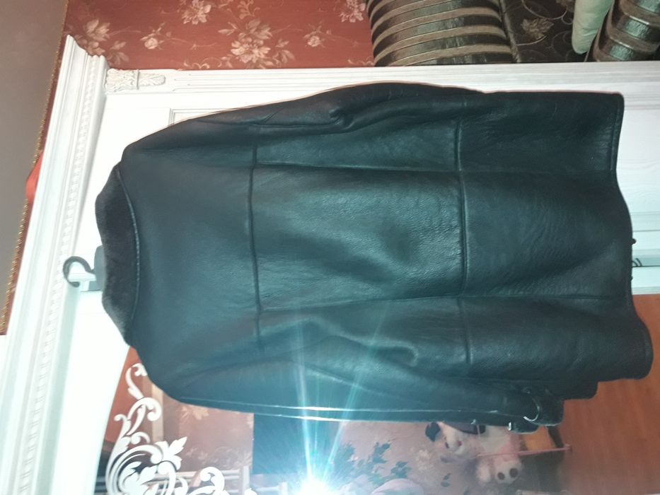 Продам мужскую дубленку