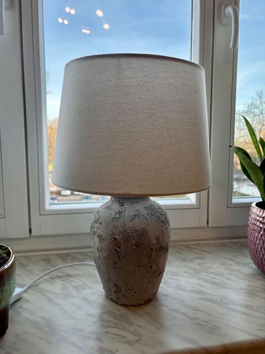 Lampa Stołowa jak nowa