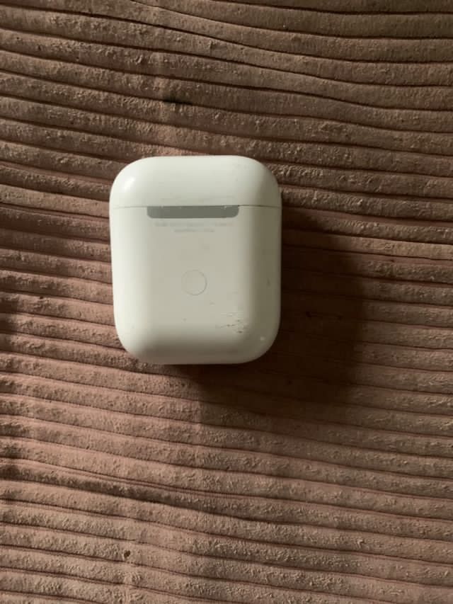 Докс от Airpods 2