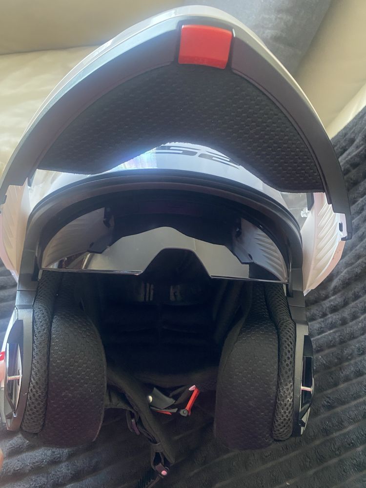 Kask strobe LS2……..