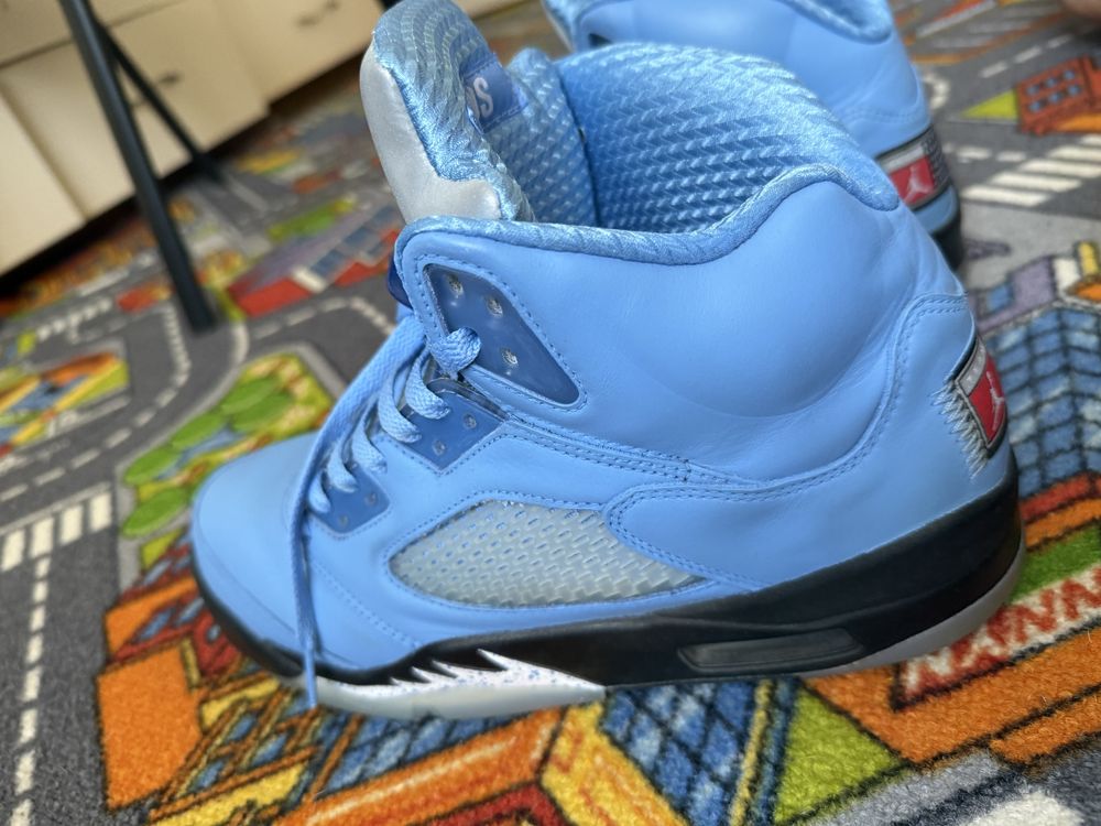 Кроссовки Jordan 5 unc