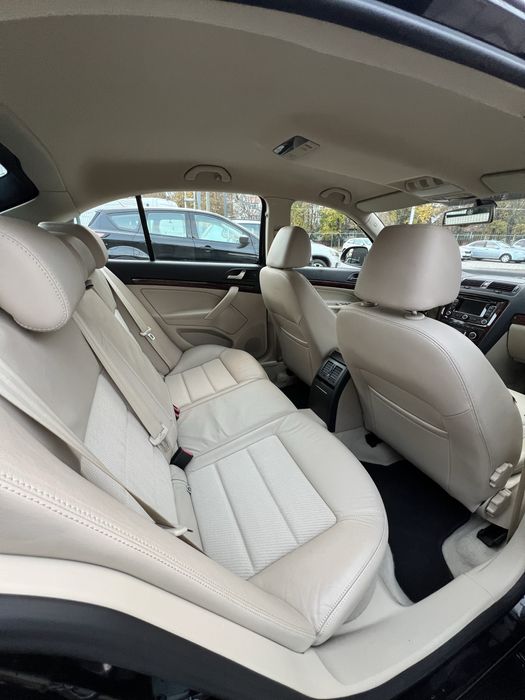 Skoda Octavia 2011р 1.4 саха