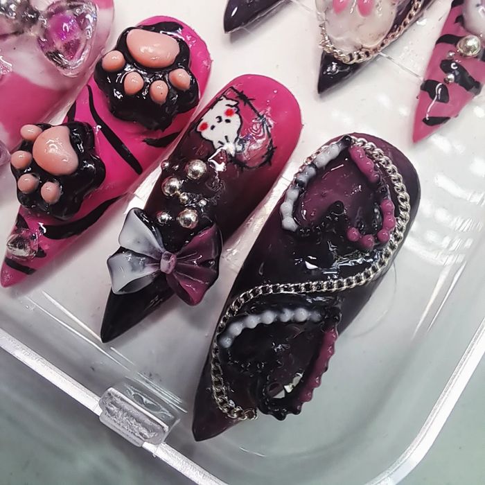 Różowo Czarne Tipsy Stiletto Press On Nails
