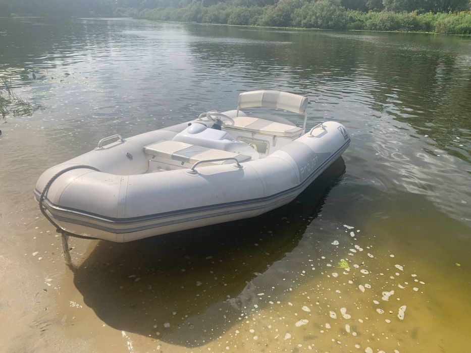 Лодка на водометі 102л.с. Zodiac ProJet 350