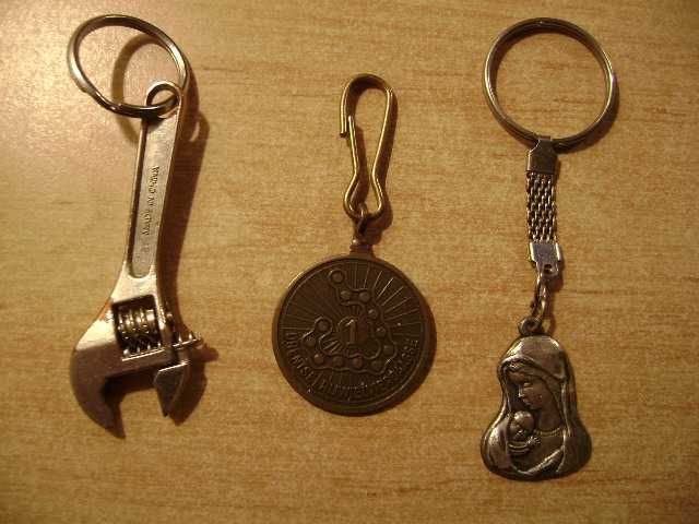 Starocie z PRL - Zestaw 3 breloczki kolekcjonerskie do wyboru TANIO