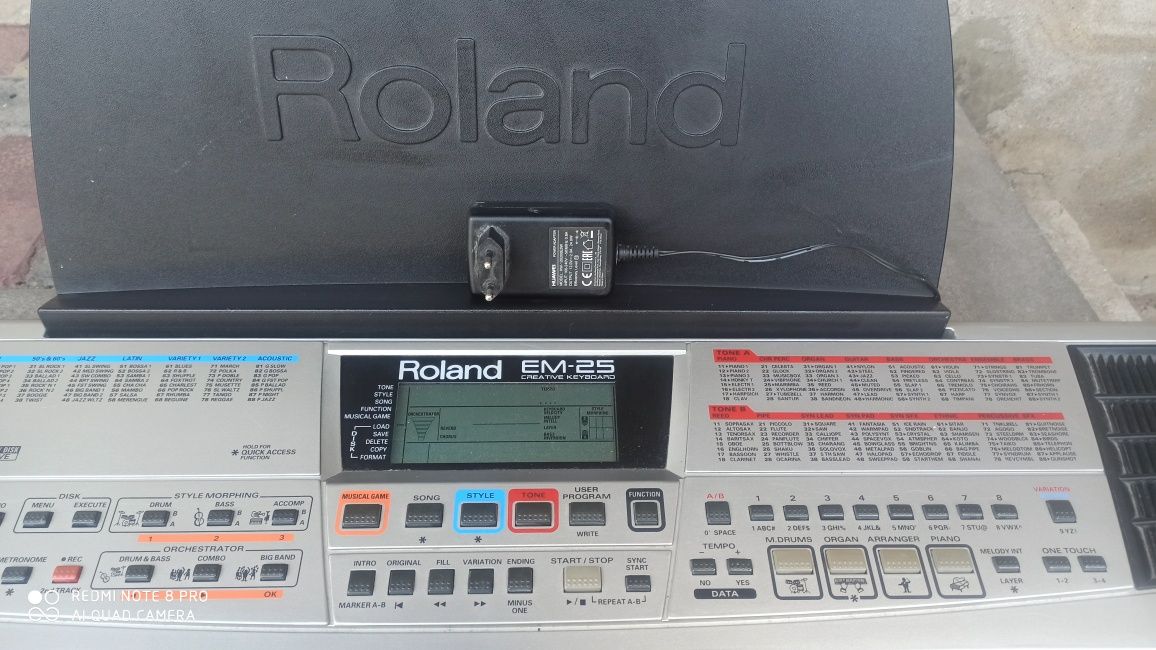 Roland EM-25, keyboard, klawisze