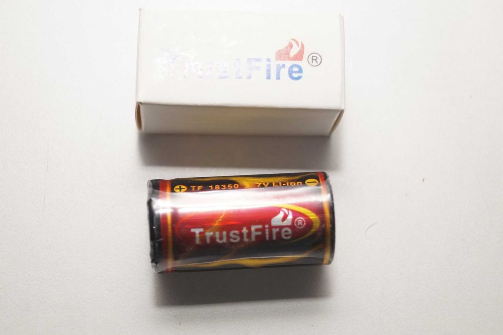 W142 Trustfire 18350 bateria 1200mAh 3,7 V LI-ion chroniony (PCB)