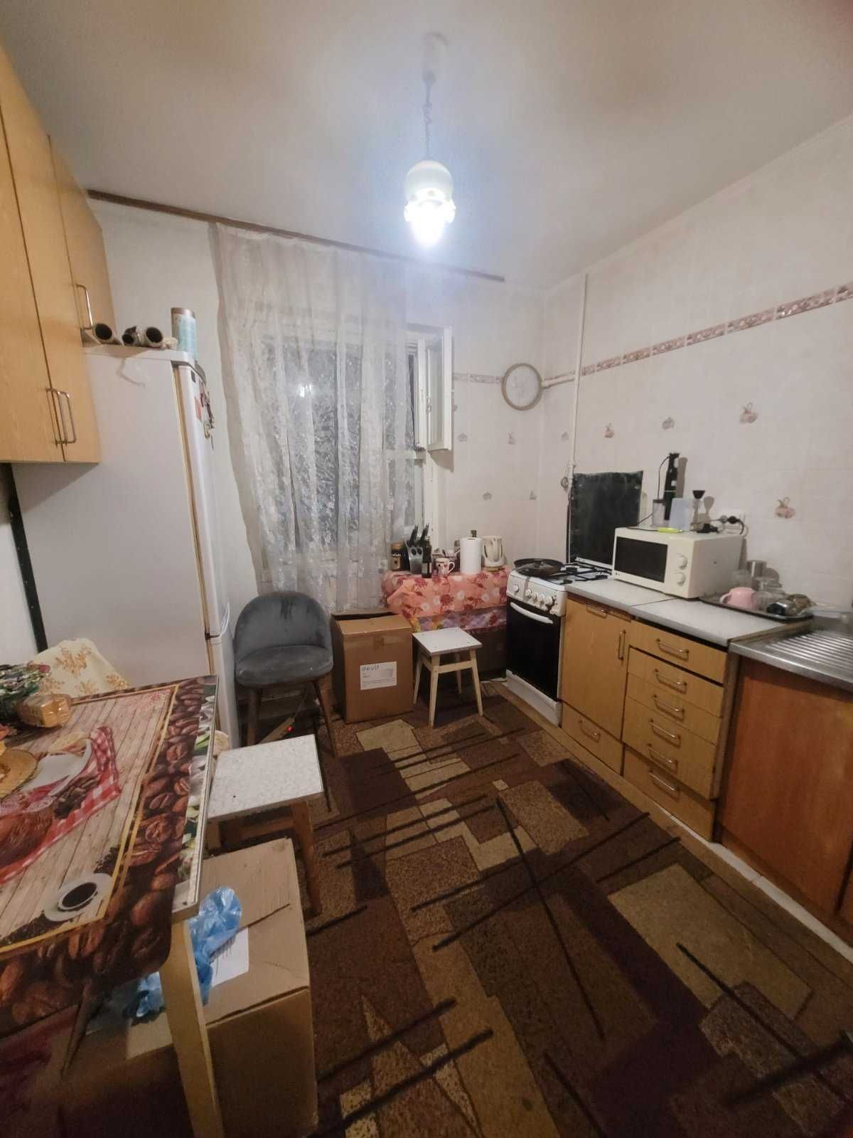 Продам 2к Подільський р-н вул Європейського Союзу буд 33