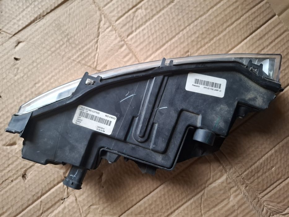 Lampa przeciwmgielna prawy przód dodge charger 2015+