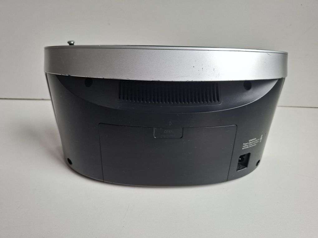 Radio Grundig  Miusic 81