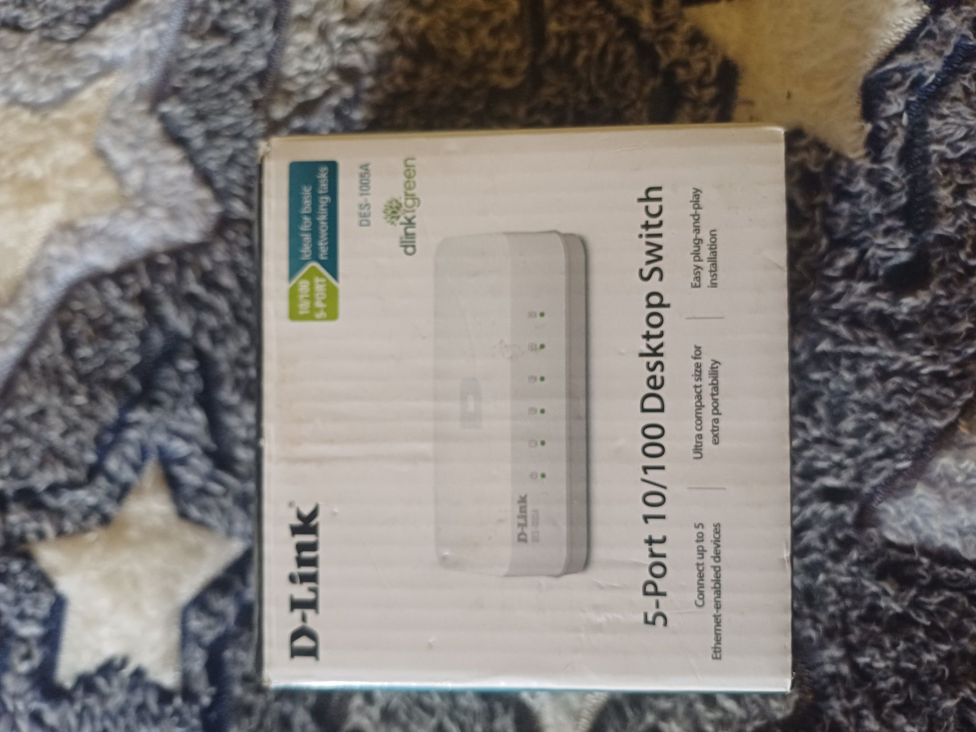 D-Link DES-1005A. 5-Port 10/100 Desktop Switch. Коммутатор.