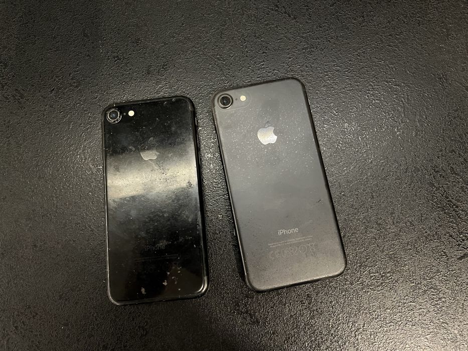 Dwa iPhone 7 na części