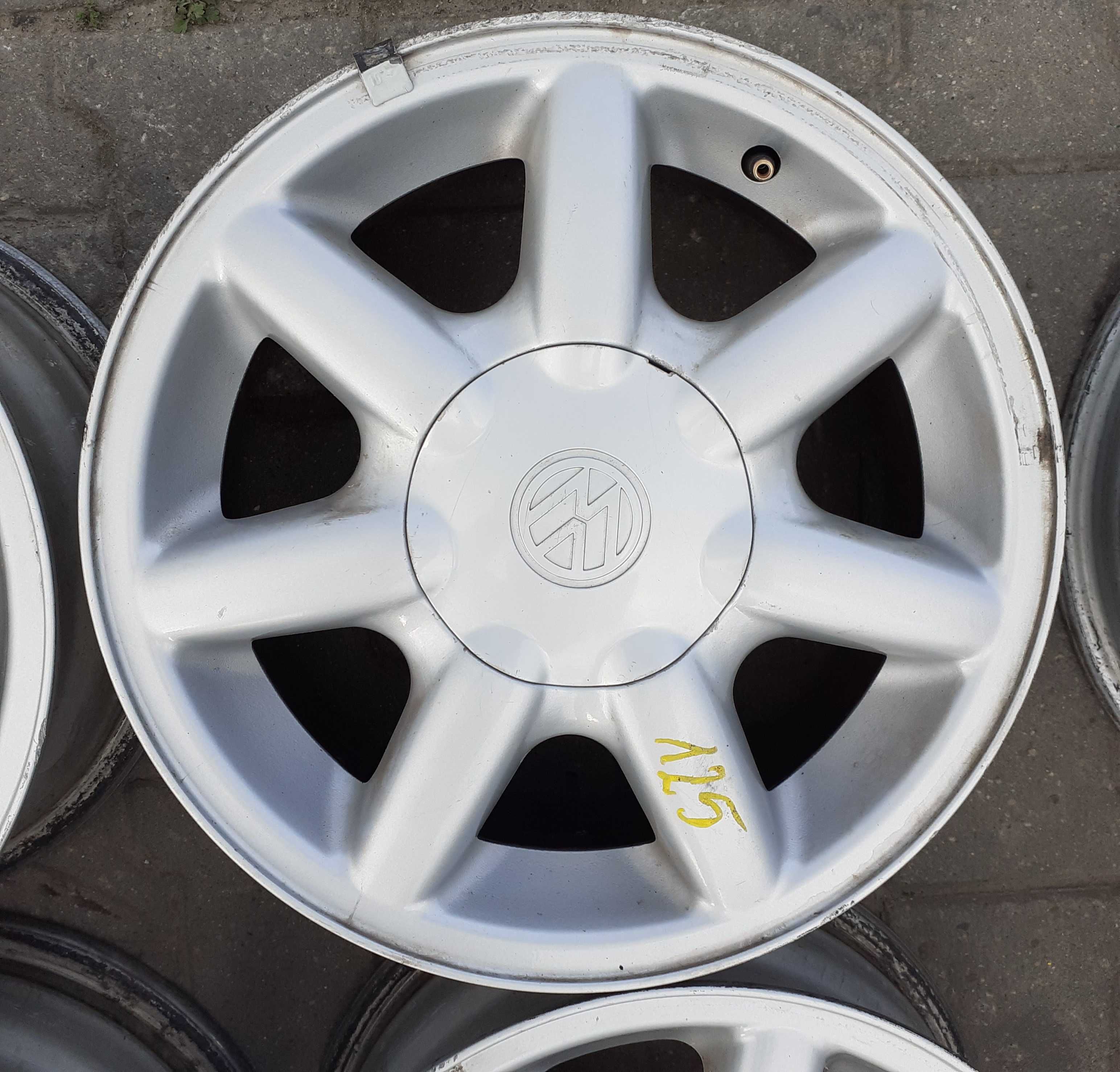 Felgi aluminiowe  VW 4x100  6Jx14 ET45 Nr.125