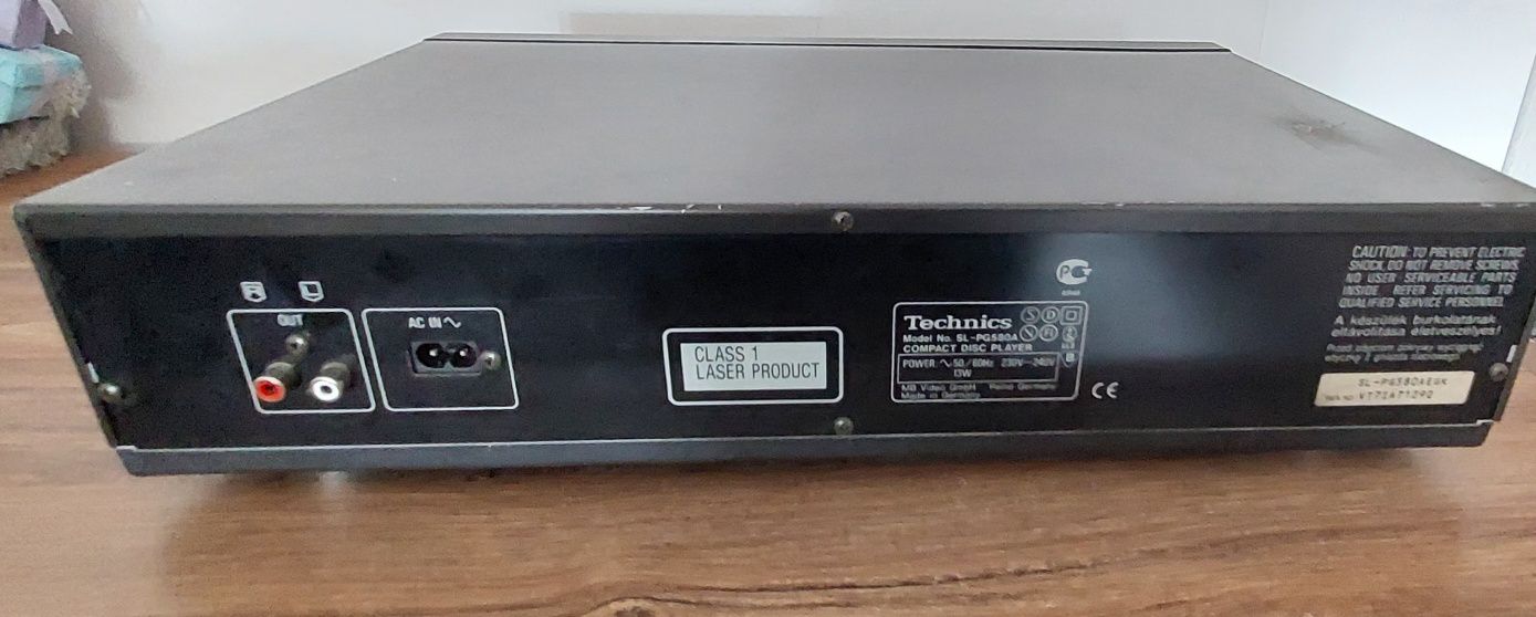 Technics CD SL - PG 580A Compact Disc Player