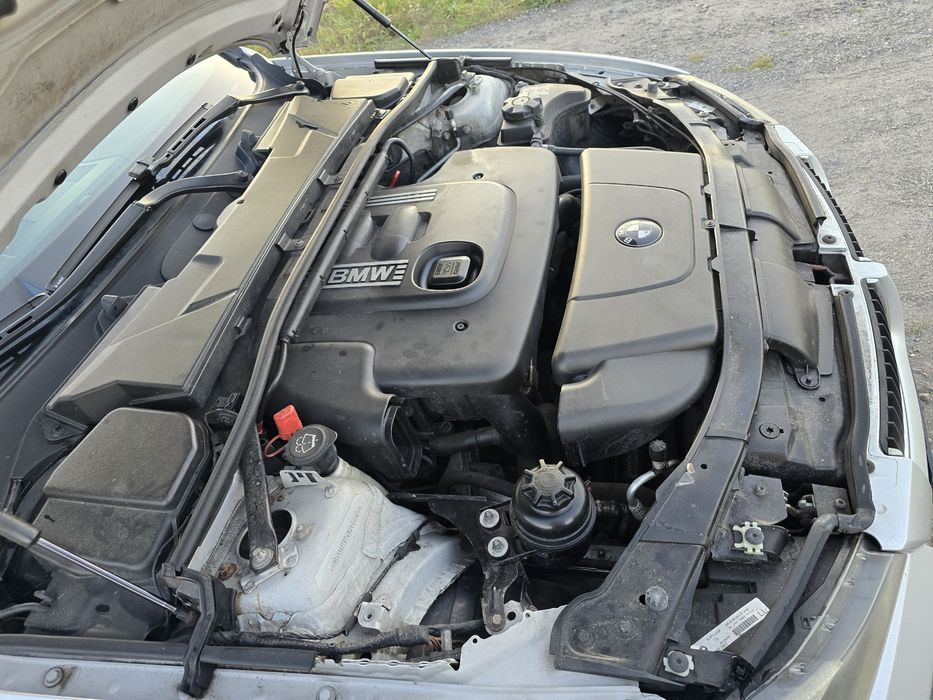 Sprzedam BMW e91 318 bądź zamienie
