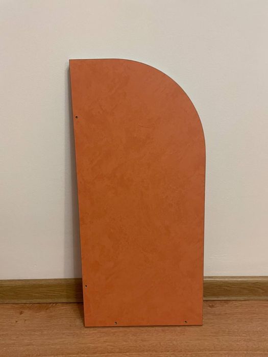 Віддаю стіл і поличку, самовивіз, місто Івано-Франківськ