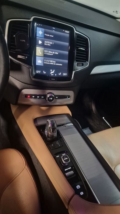 Volvo XC90 T8 Plug-in Hybrid