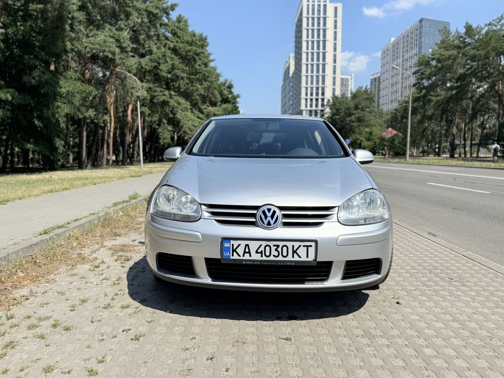 Продаю свій автомобіль WV Golf V 2007 року