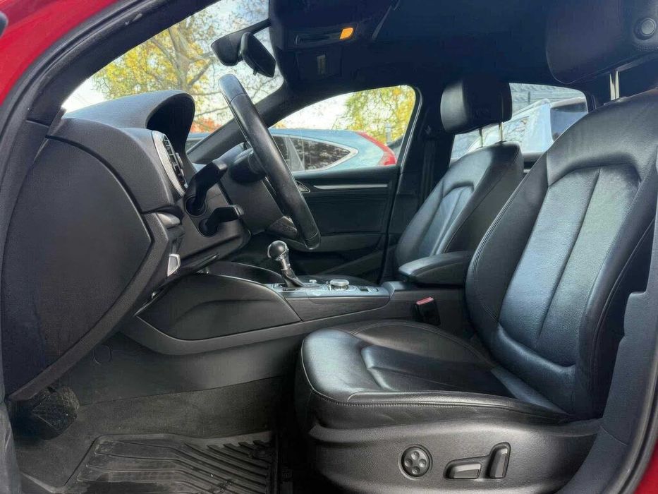 Audi A3 quattro Premium      2016