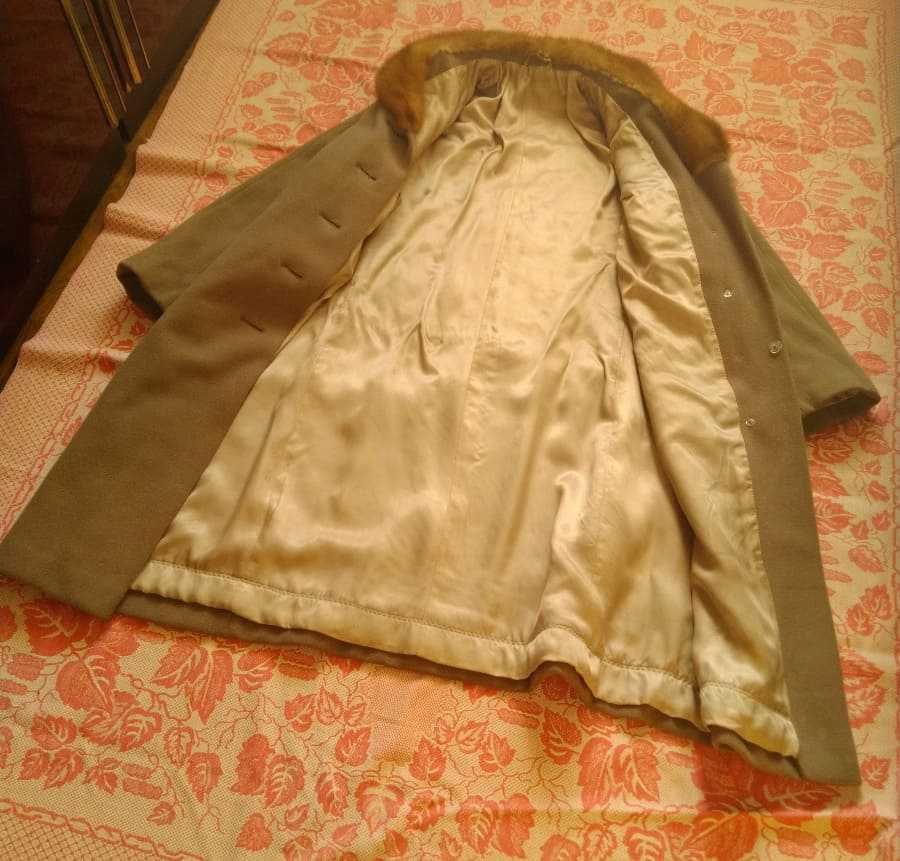 Зимнее женское пальто, шерсть.